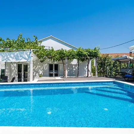 Ferienhaus Holiday Bosanka With Outdoor Swimming Pool 287 Dubrovnik